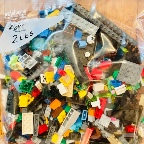 Legos! Assorted!! - Picture 3 of 8